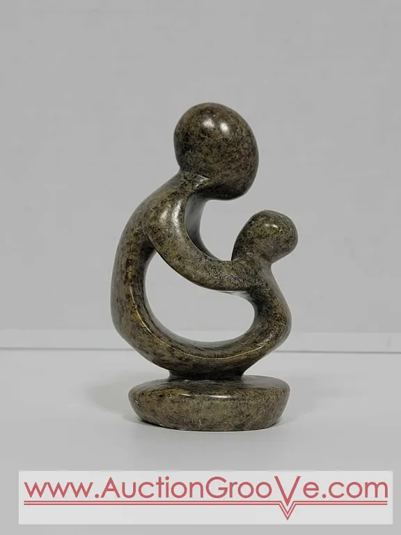 Shona Mother and Child Statue. Hand Carved in Zimbabwe. See photos. 4.5" x 2.5 x 1.5". D4