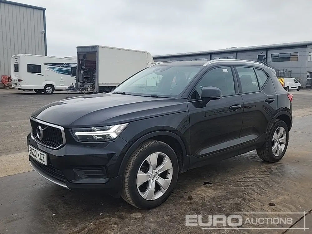 2022 Volvo XC40