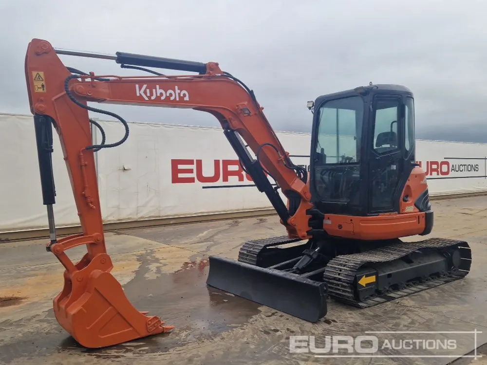 Kubota U55-4