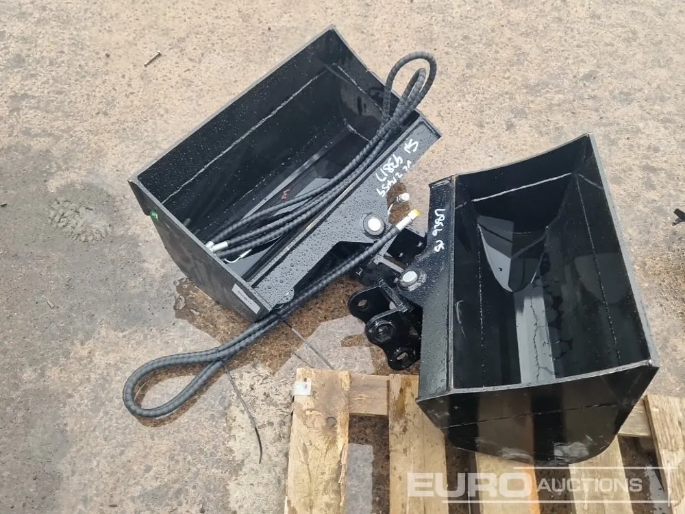 Unused 2026 Captok 24" Tilting Bucket to suit Mini Excavator (2 of)