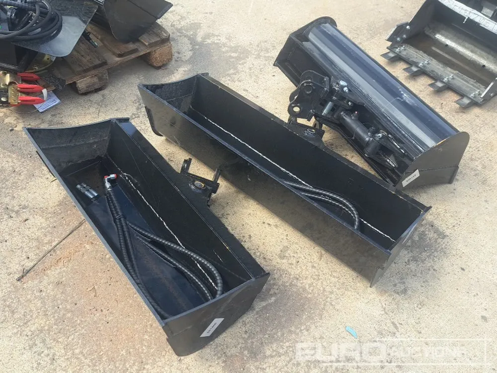 Unused 2026 Captok 40" 32" 32" Tilting Buckets to suit Mini Excavator