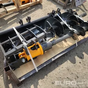 Unused 2026 Captok Qty (8) Rake, Ripper, Graber,12" Auger, 16" Auger, 8" Narrow Bucket, 24" Bucekt, 32" Bucket  to suit Excavator (GCC DUTIES NOT PAID