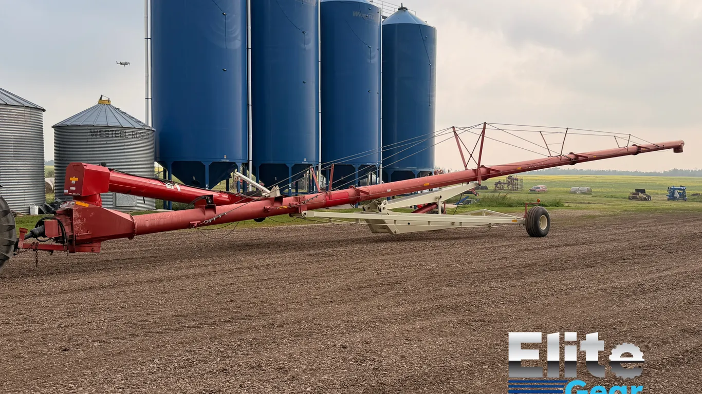 Buhler Farm King 16"x 104ft Mechanical Swing Auger.
