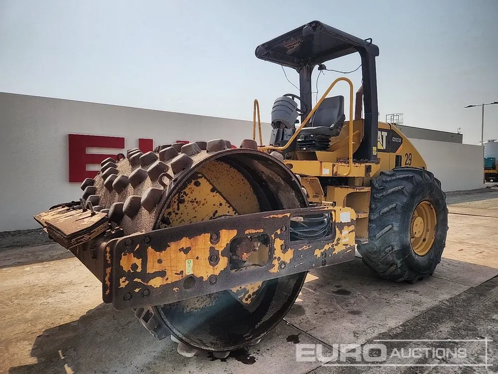 2012 CAT CS533E