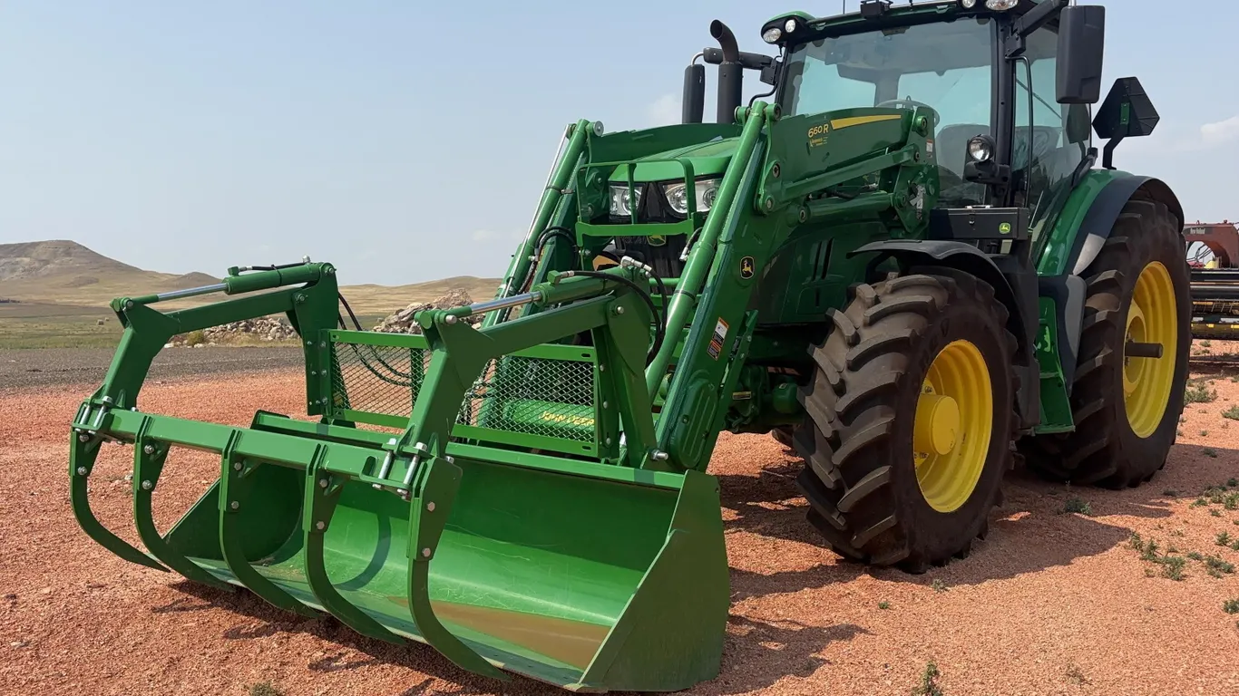 2020 John Deere 6155R Tractor