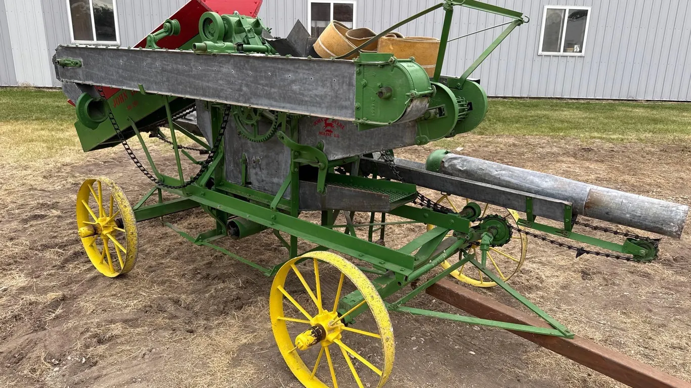 John Deere 200 2 Row Sheller