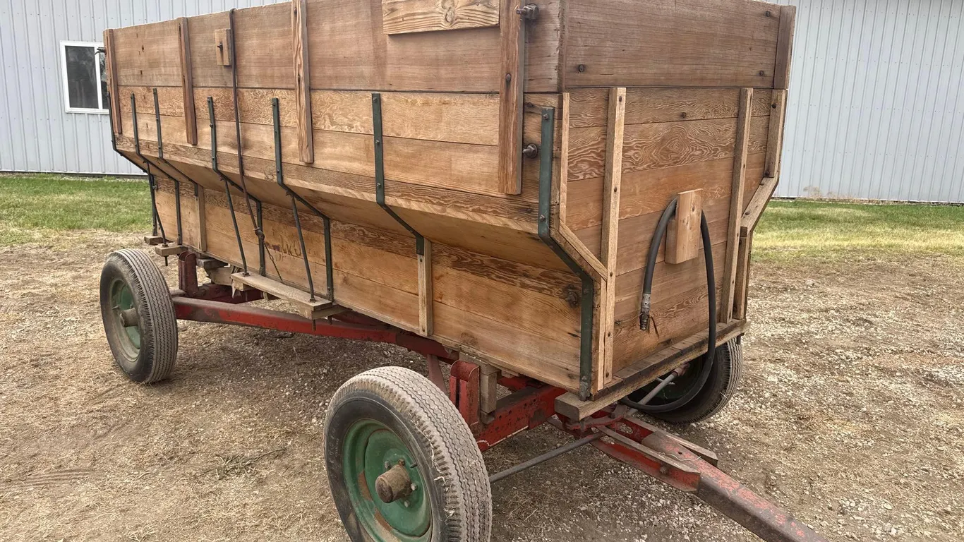 Dakota 53 inch x 10 1/2ft Wooden Flare Box Wagon with End Gate Seeder