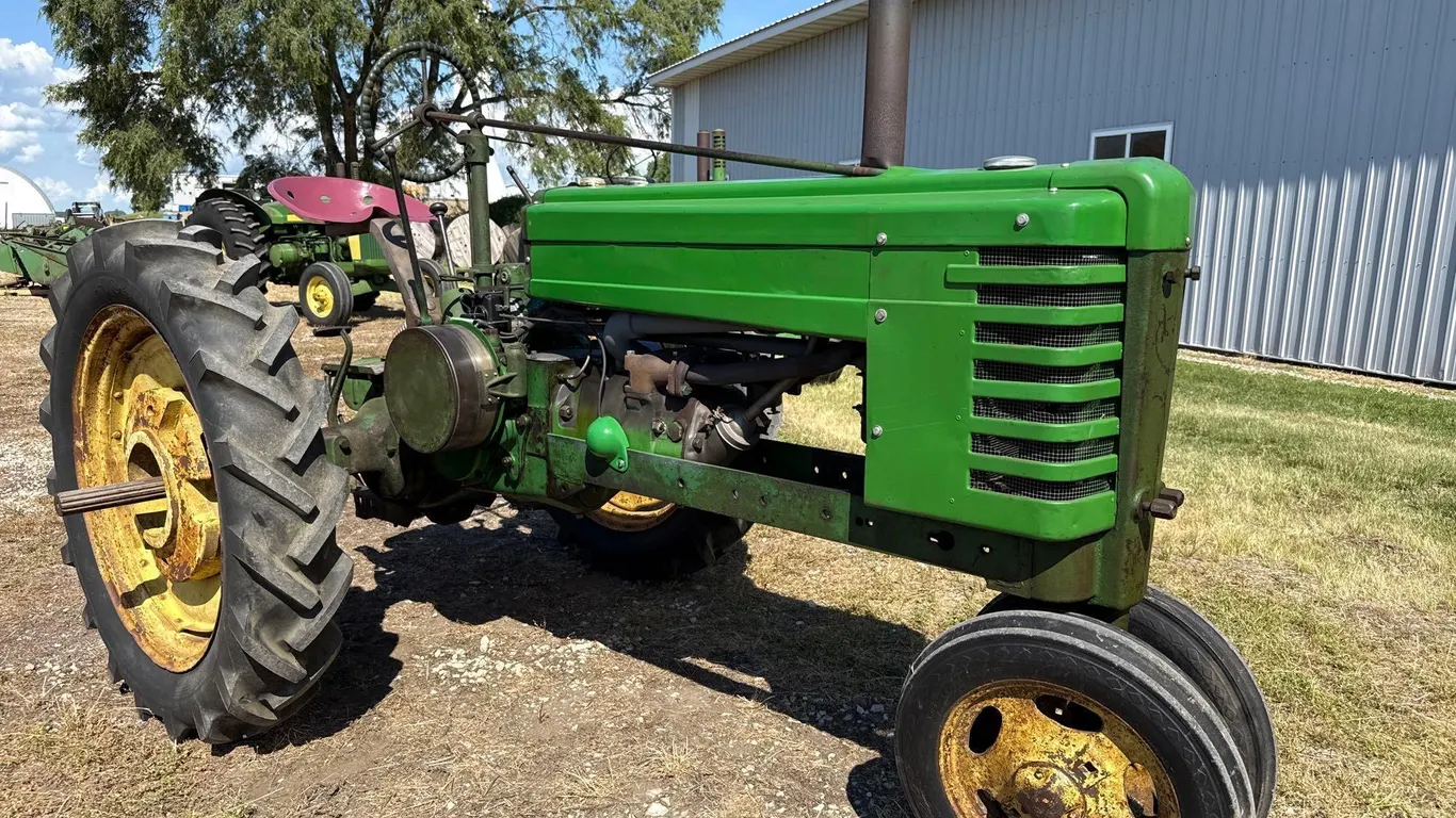 John Deere H Tractor