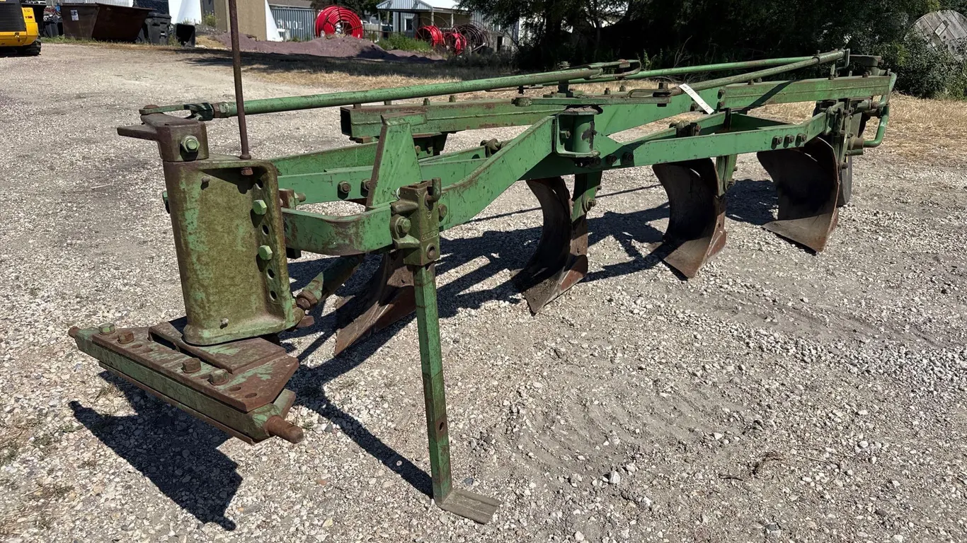 John Deere 145 4 bottom plow