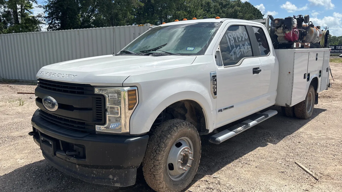 2019 FORD F-350XL SD EXTENDED CAB 4X4 MECHANICS TRUCK VIN: 1FD8X3HT8KEC84042