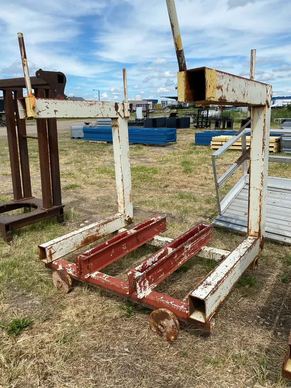 HEAVY DUTY STEEL RACKING