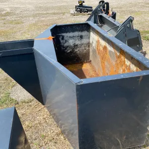WERX CONCRETE HOPPER WITH QUICK TACH