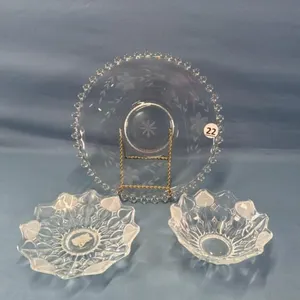 10IN GLASS PLATE AND (2) GLASS BOWLS