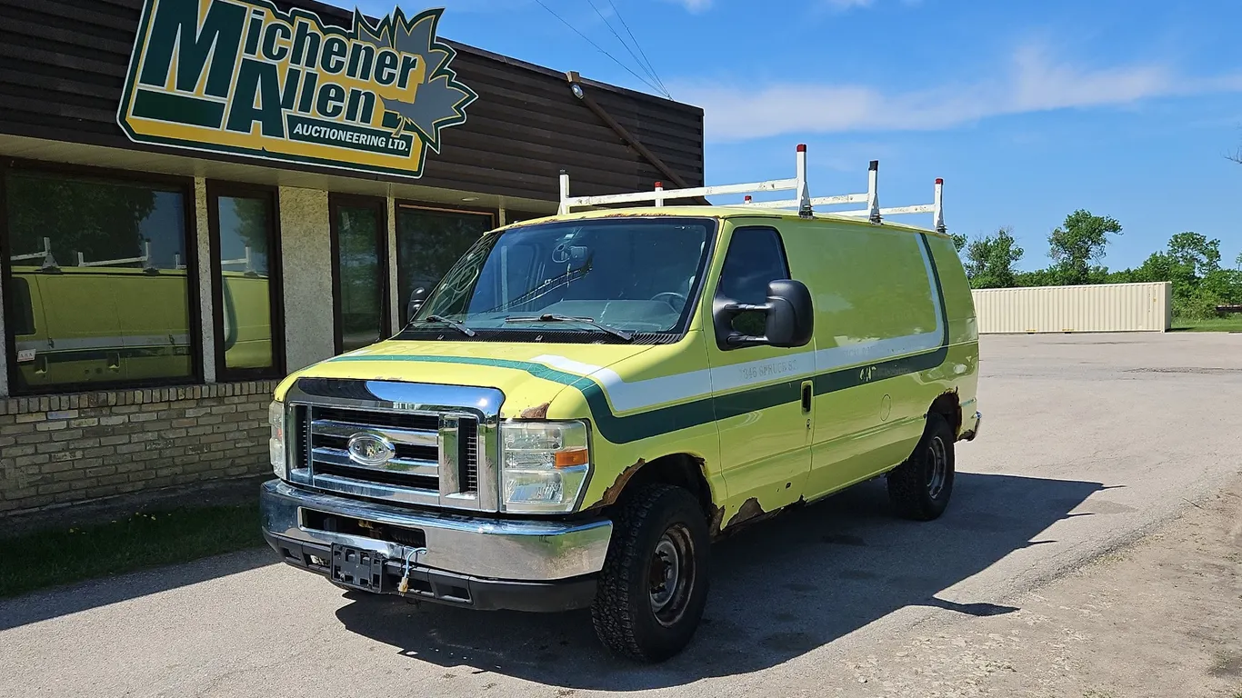 2010 Ford E-Series Cargo Van