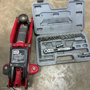 Big Red 2 ton floor jack and partial socket set