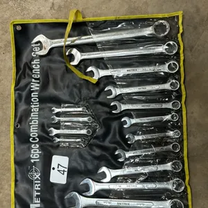 Set of wrenches standard