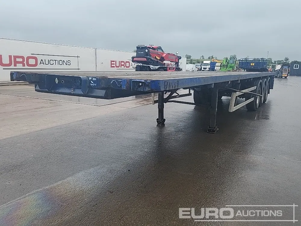 Dennison 45' Tri Axle Flat Trailer, Twist Locks, BPW Brakes