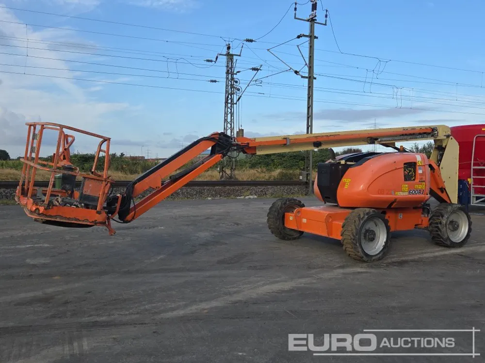 2016 JLG 600AJ