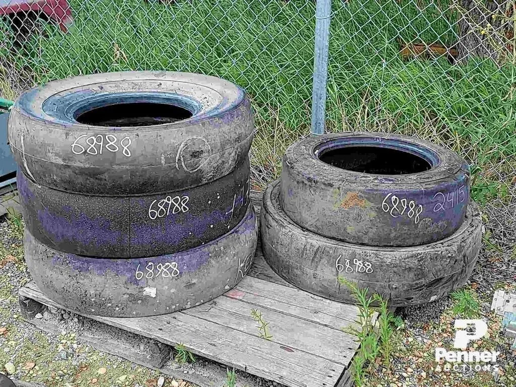 Qty. of Roller Compactor Tires