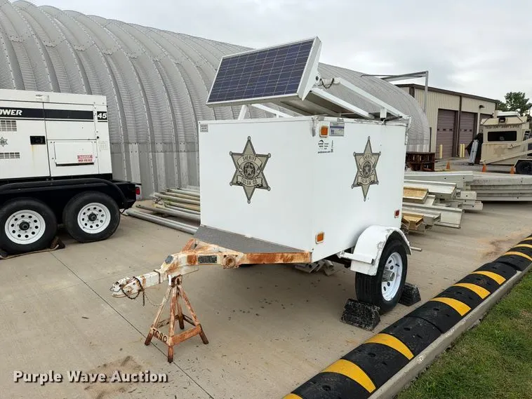 2000 Kustom Signals radar trailer