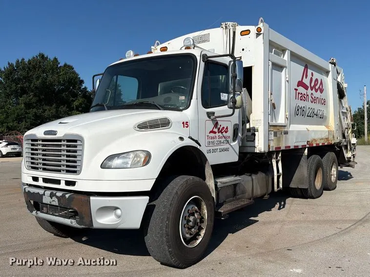 2008 Freightliner Business Class M2 refuse truck