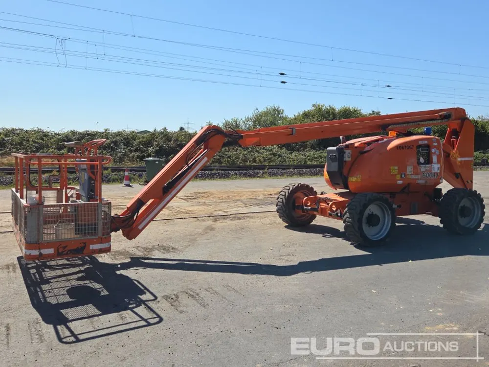2011 JLG 600AJ