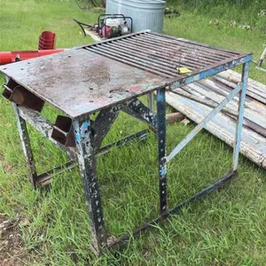 Heavy welding table on casters