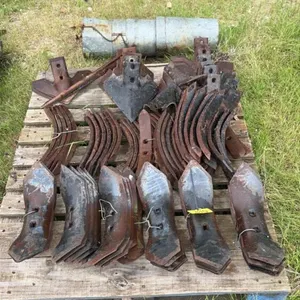Assortment of cultivator shovels