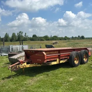 NEW HOLLAND 679 TANDEM MANURE SPREADER