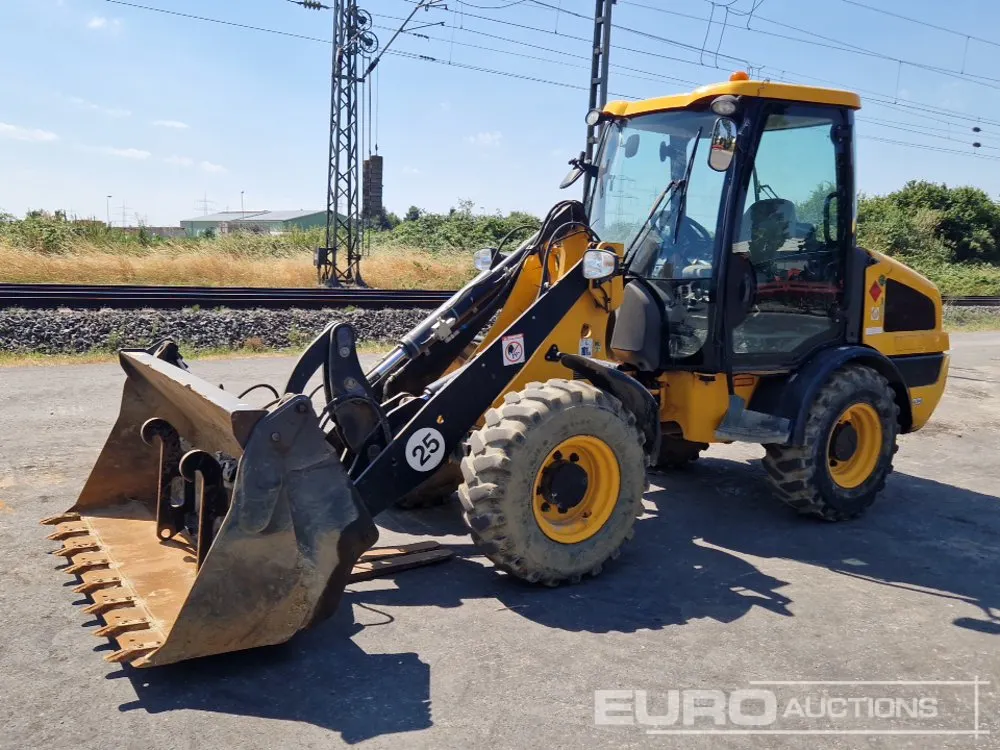 2018 JCB 406