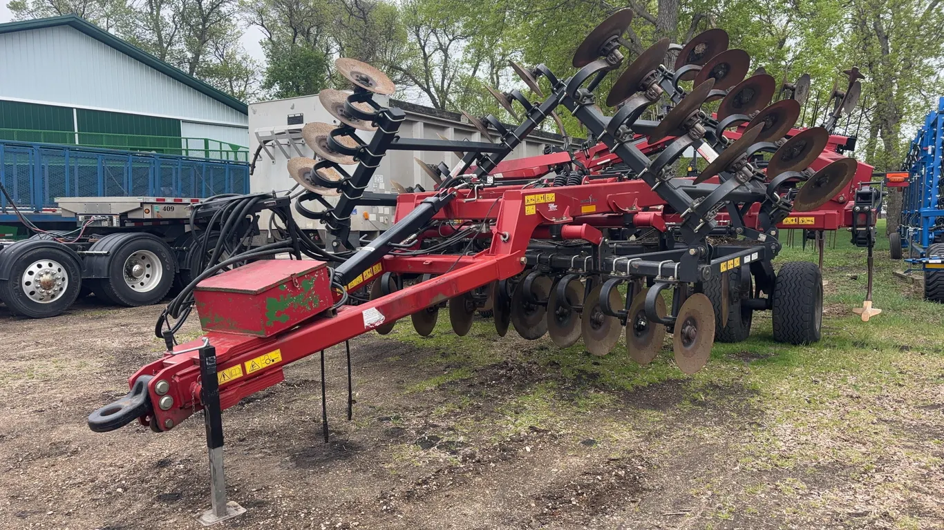 2017 Case IH 875 Ecolo-Tiger Disc Ripper