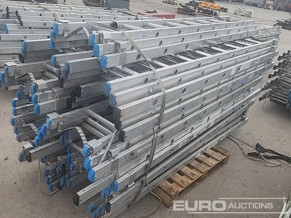 2.5m - 5.8m 3 Stage Aluminium Ladder (15 of)