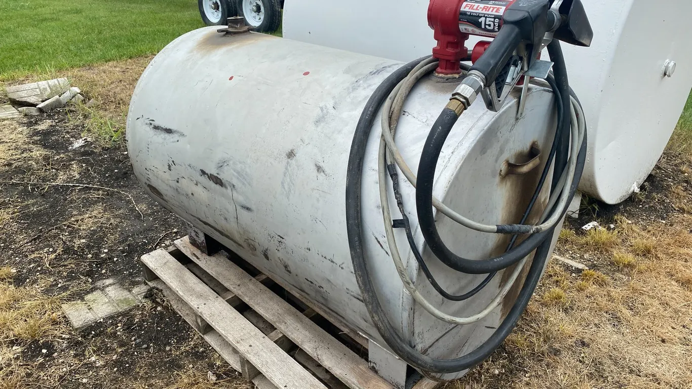 150-200 GALLON TANK