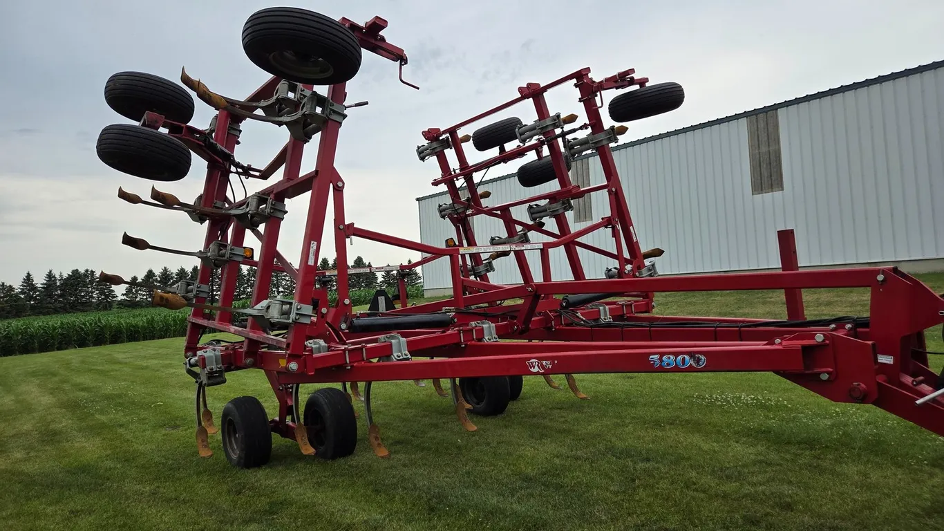 2011 WILRICH 5800