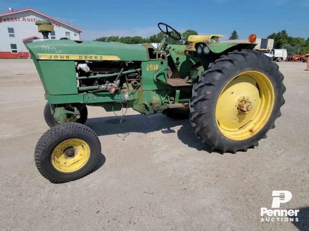 1962 *John Deere 2010 Gas Tractor