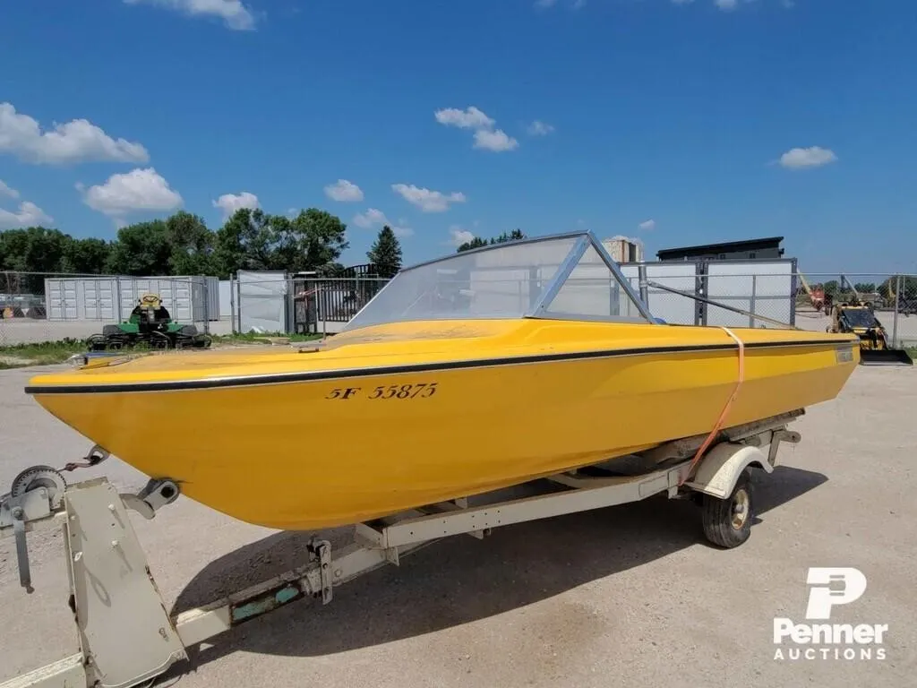 *Vanguard 16ft Fiberglass Boat ,No Trailer