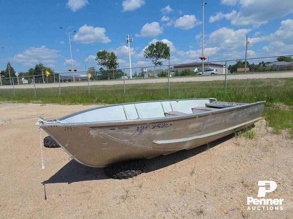 1996 Alumarine HD-16 Aluminum Boat