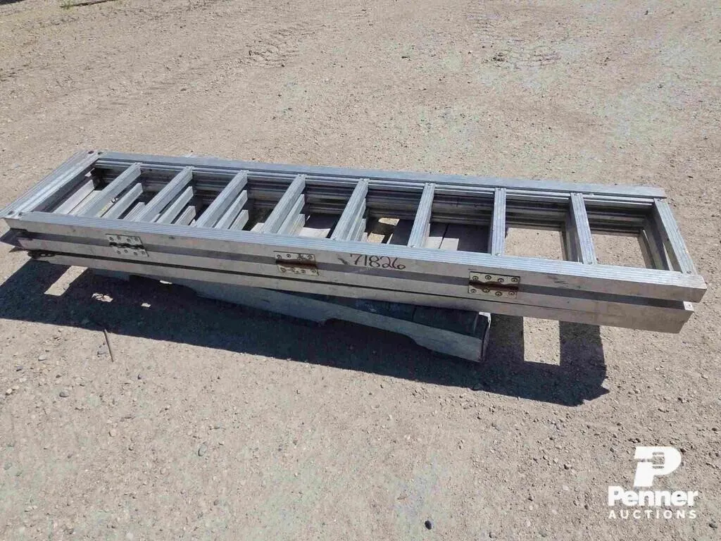 Tri-Fold Aluminum Ramp