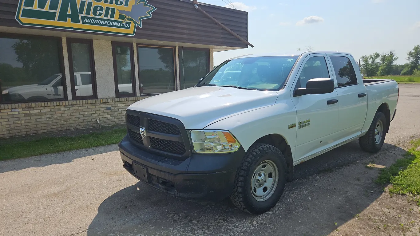 2016 Ram 1500 4x4 ST 4dr Crew Cab 5.5 ft. SB Pickup
