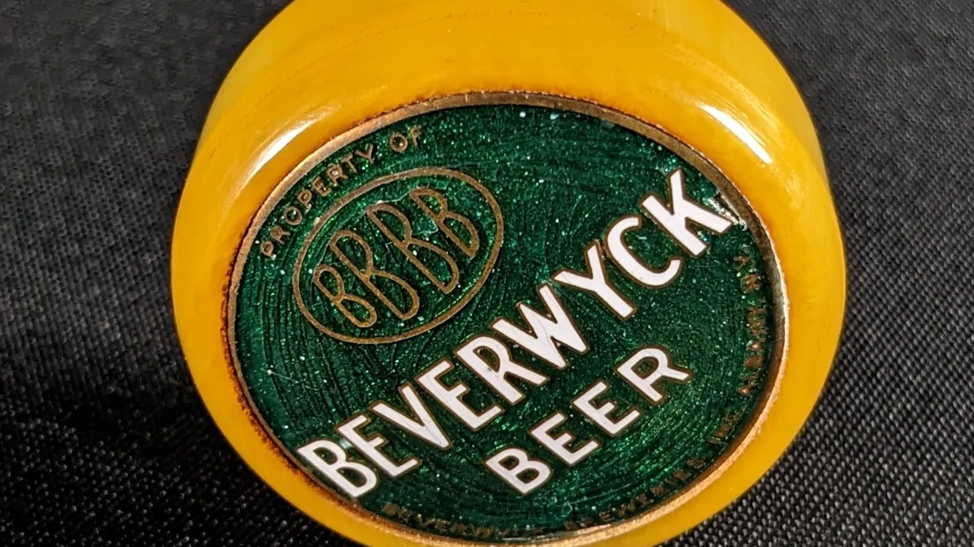 BAKELITE TAP KNOB HANDLE BBBB BEVERWYCK BEER