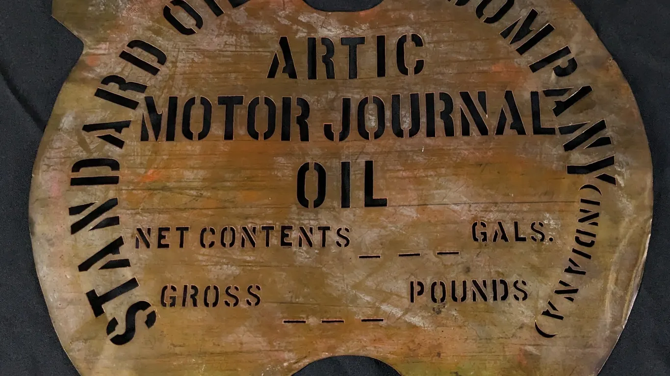 BRASS BARREL STENCIL STANDARD OIL COMPANY ARTIC MOTOR JOURNAL OIL