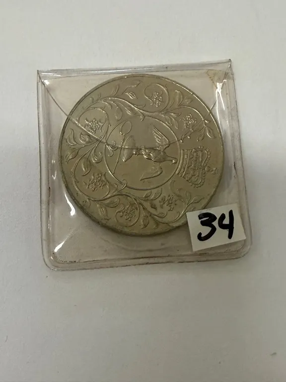 1977 Queen Elizabeth II Silver Jubilee Crown Coin