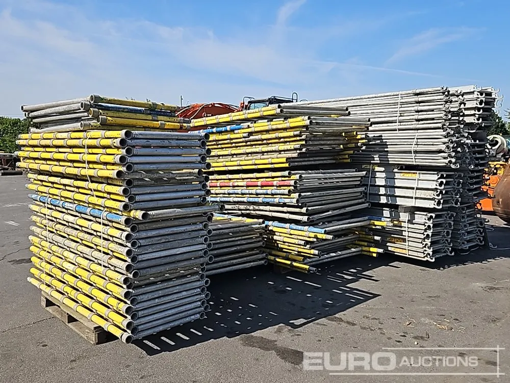 Scaffolding (5 Pallets)