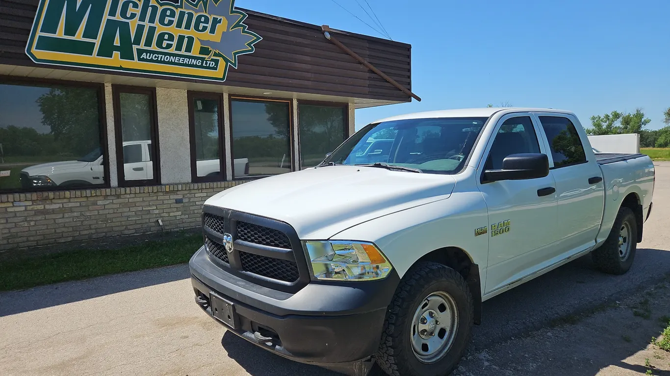 2017 Ram 1500 4x4 SXT 4dr Crew Cab 5.5 ft. SB Pickup