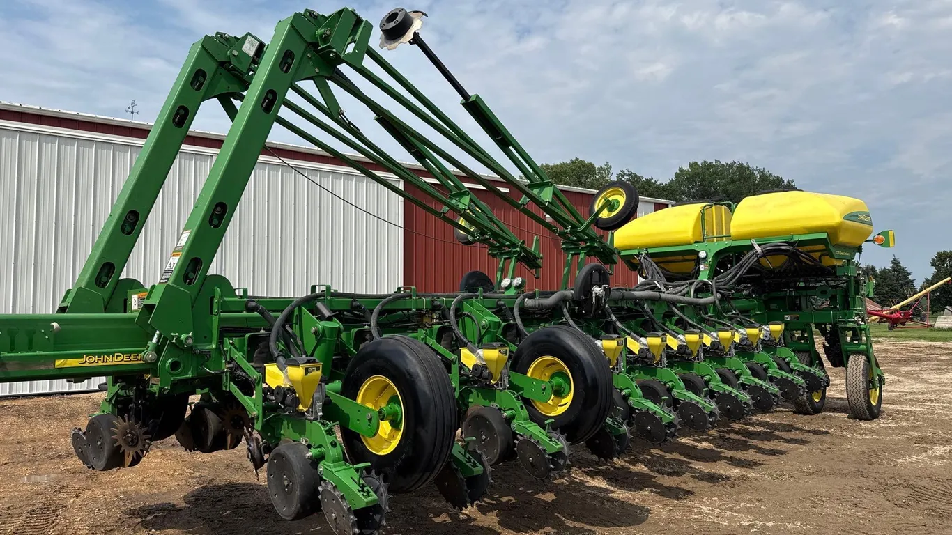 2006 John Deere 1770NT 24row30 Planter