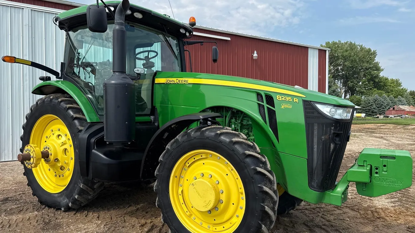 2013 John Deere 8235R MFWD Tractor—2nd Owner