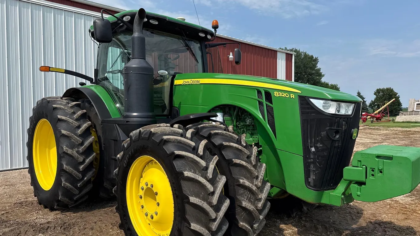 2014 John Deere 8320R MFWD Tractor