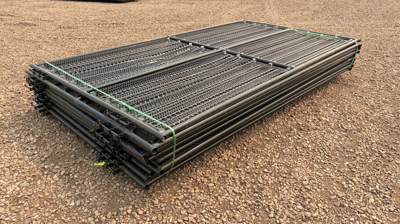 (10) 12' Unused Heavy Duty Windbreak Livestock Panels