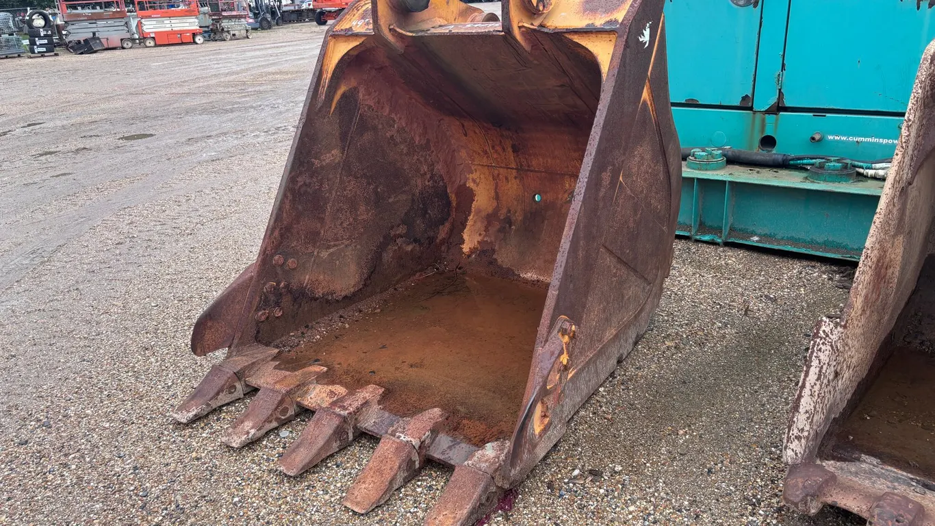 45IN DIGGING BUCKET