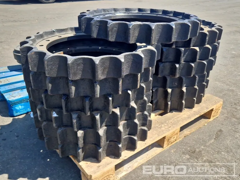 Sprockets (11 of) to suit Fiat Hitachi FH300LC-3, FH330LC-3, FH270-3
